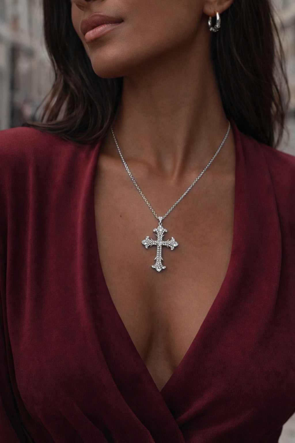 COLLIER "CROIX LORD"