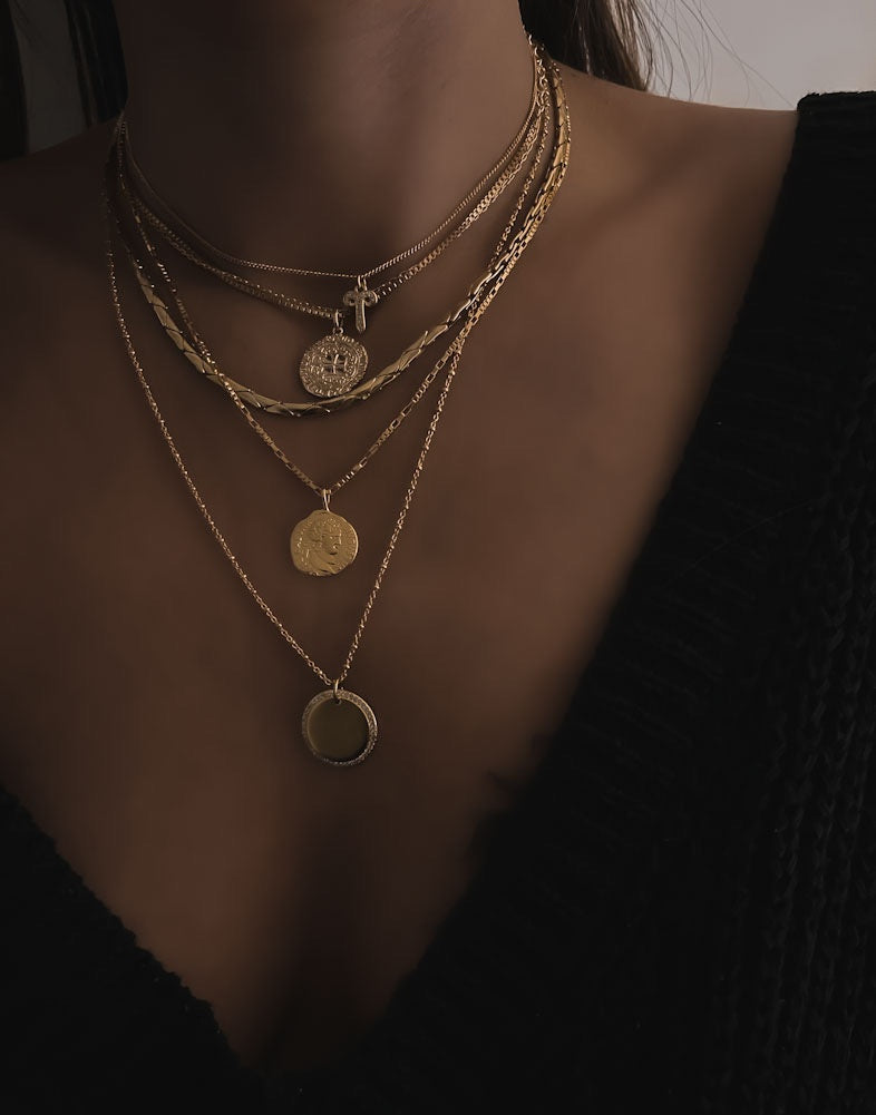 "REPUBLICA" NECKLACE