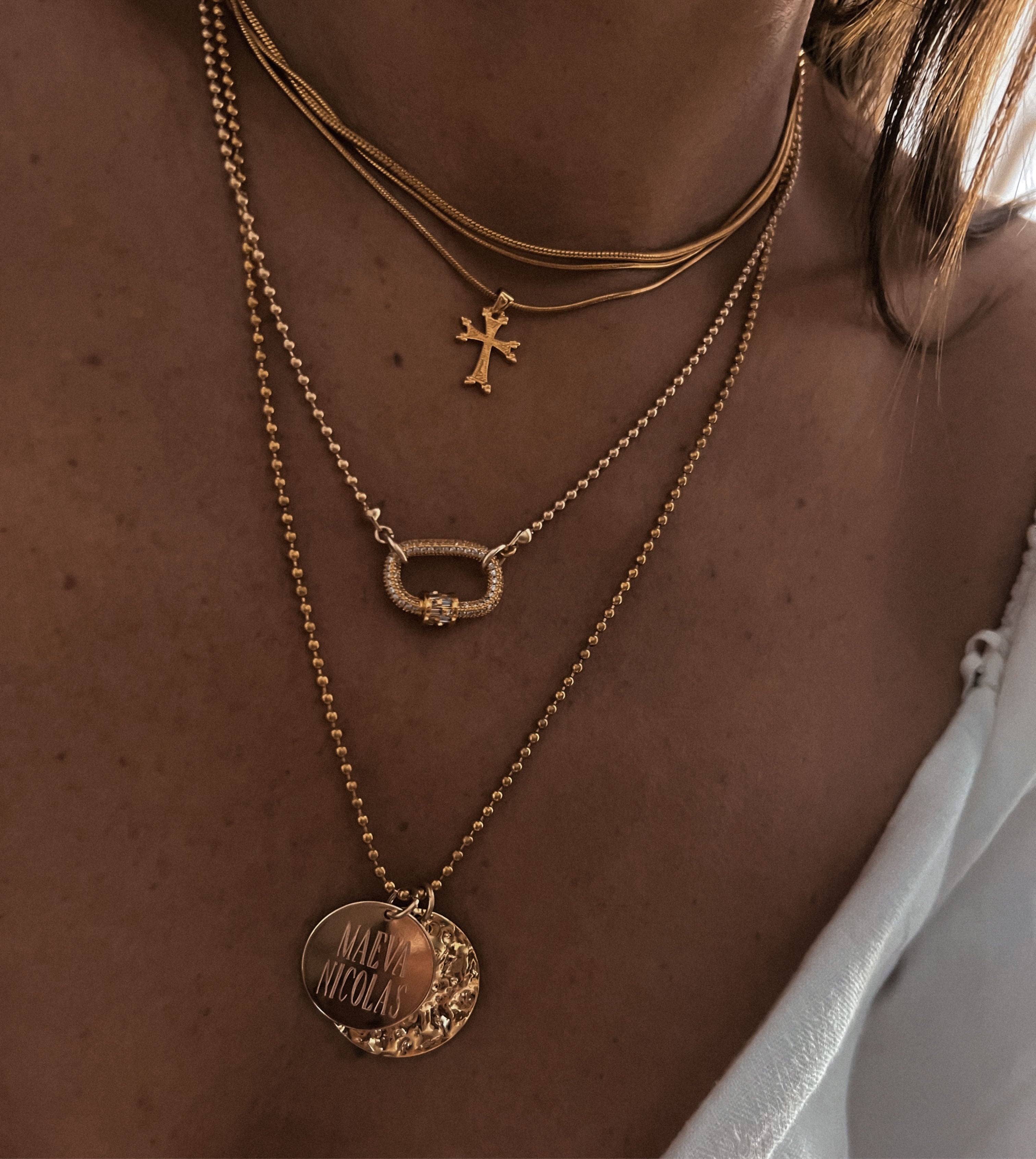 NOLITA NECKLACE ENGRAVING