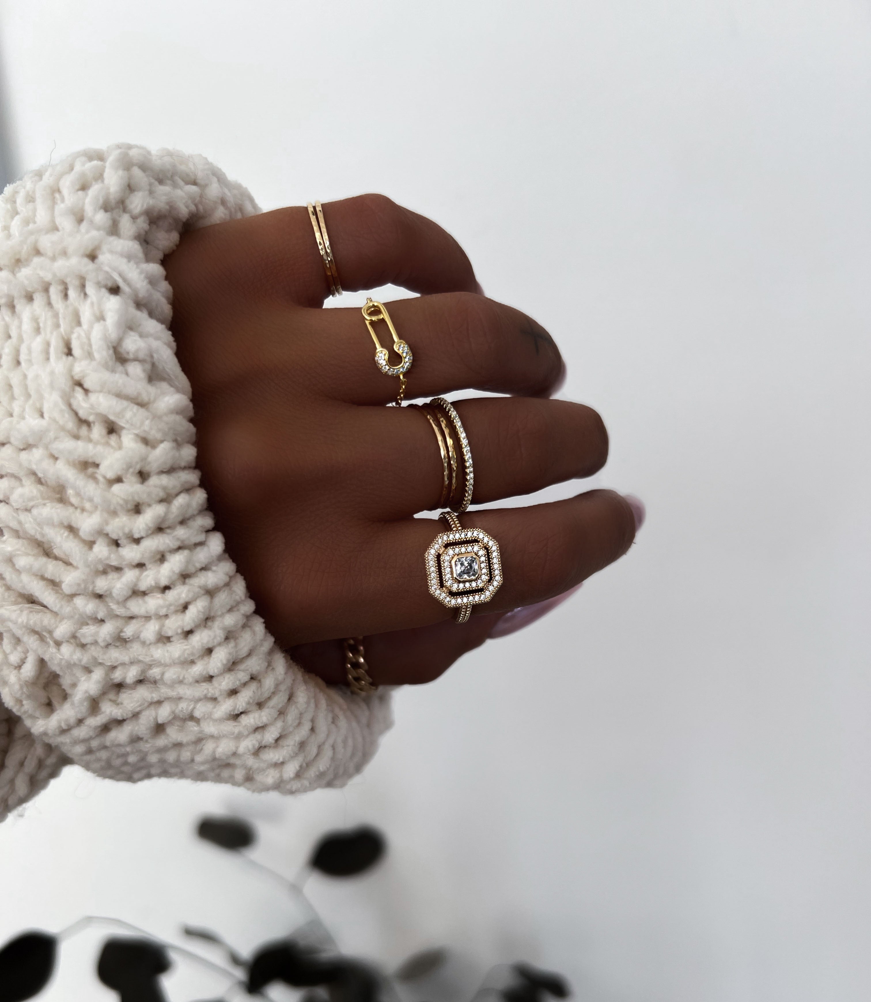 BAGUE "CONTOUR ZIRCON"