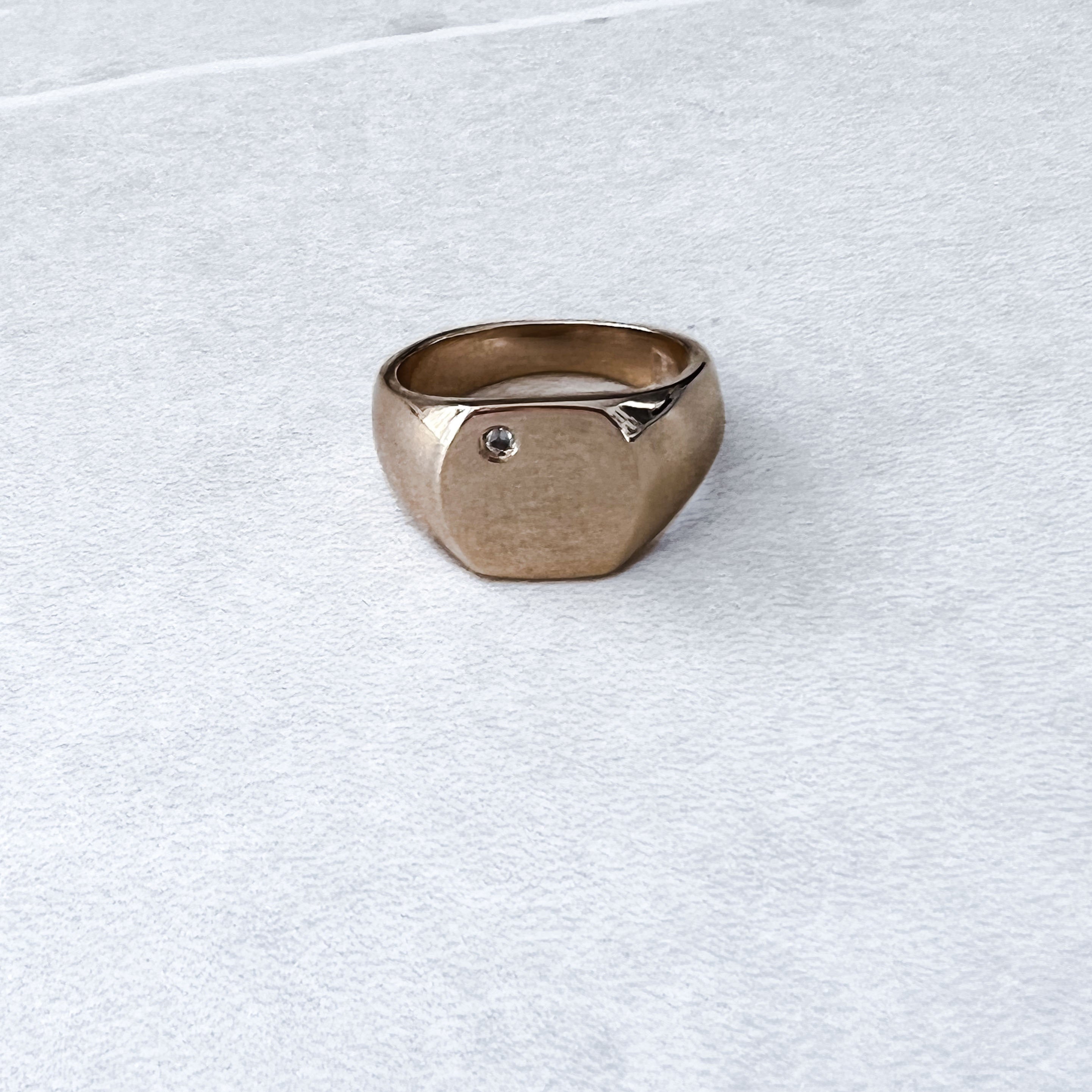 "NOLAN" SIGNET RING