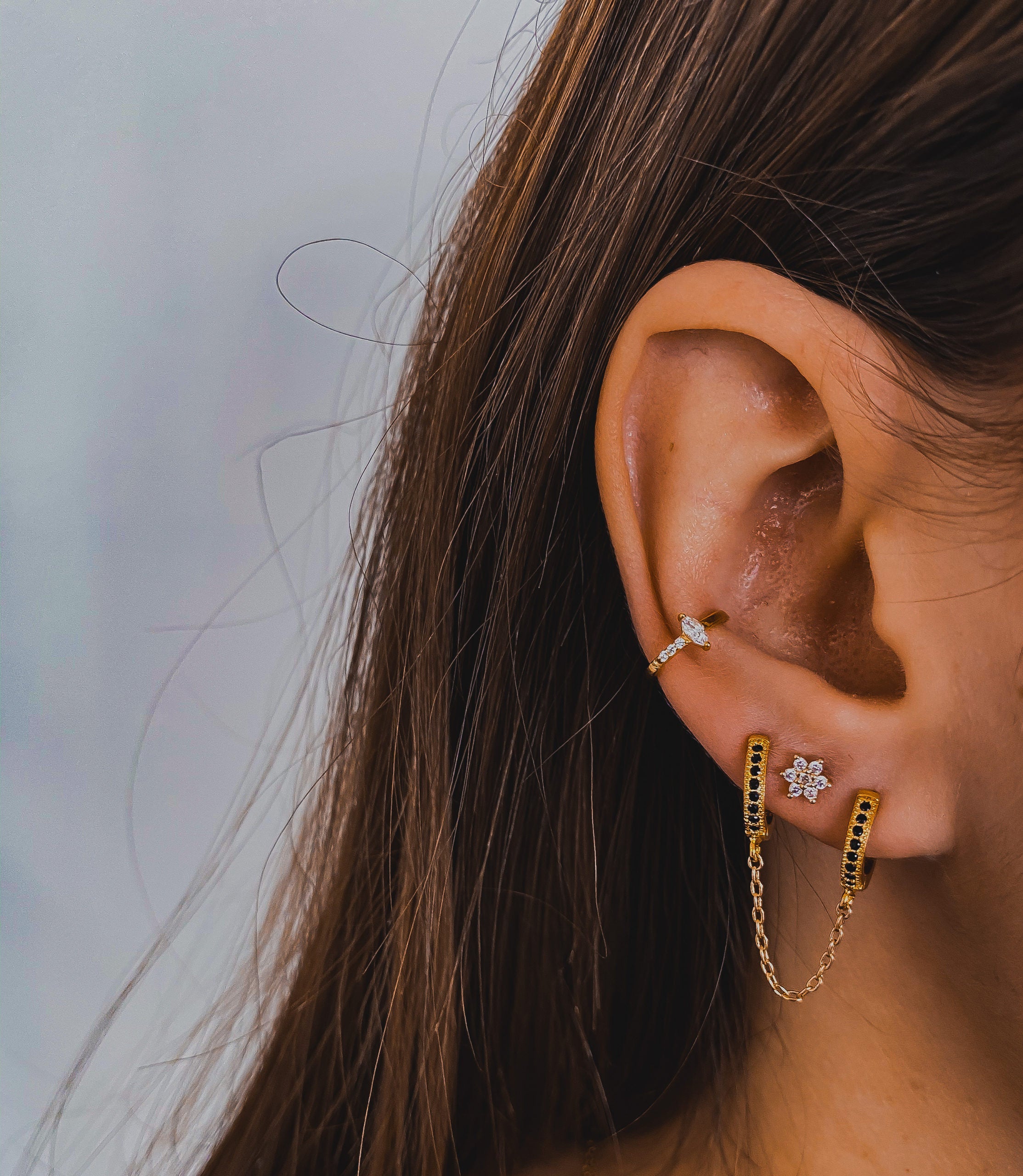 BOUCLE "MENOTTES BLACK"