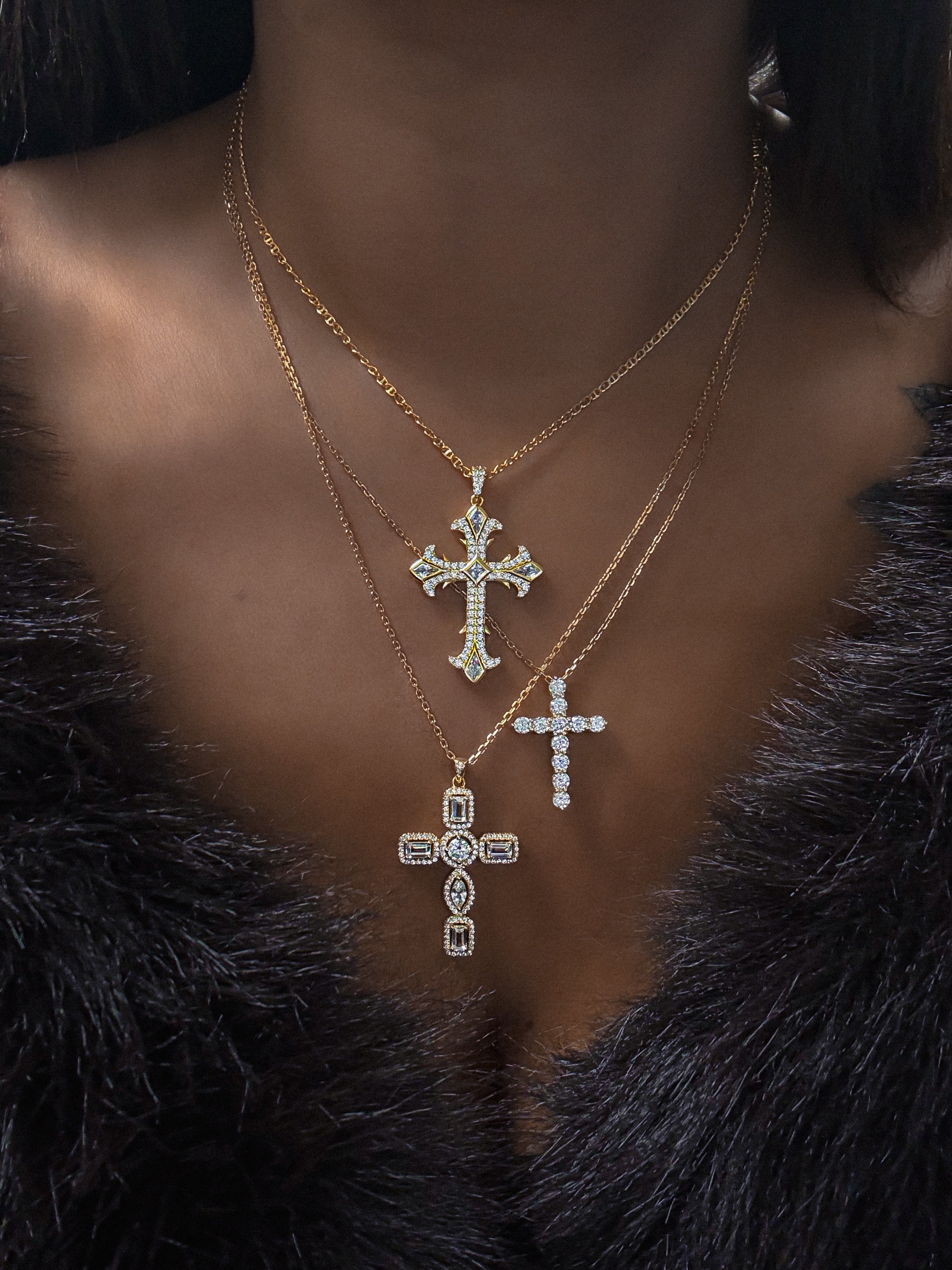 COLLIER "CROIX LORD"