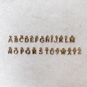 CUSTOMIZABLE "GOLD LETRA" NECKLACE