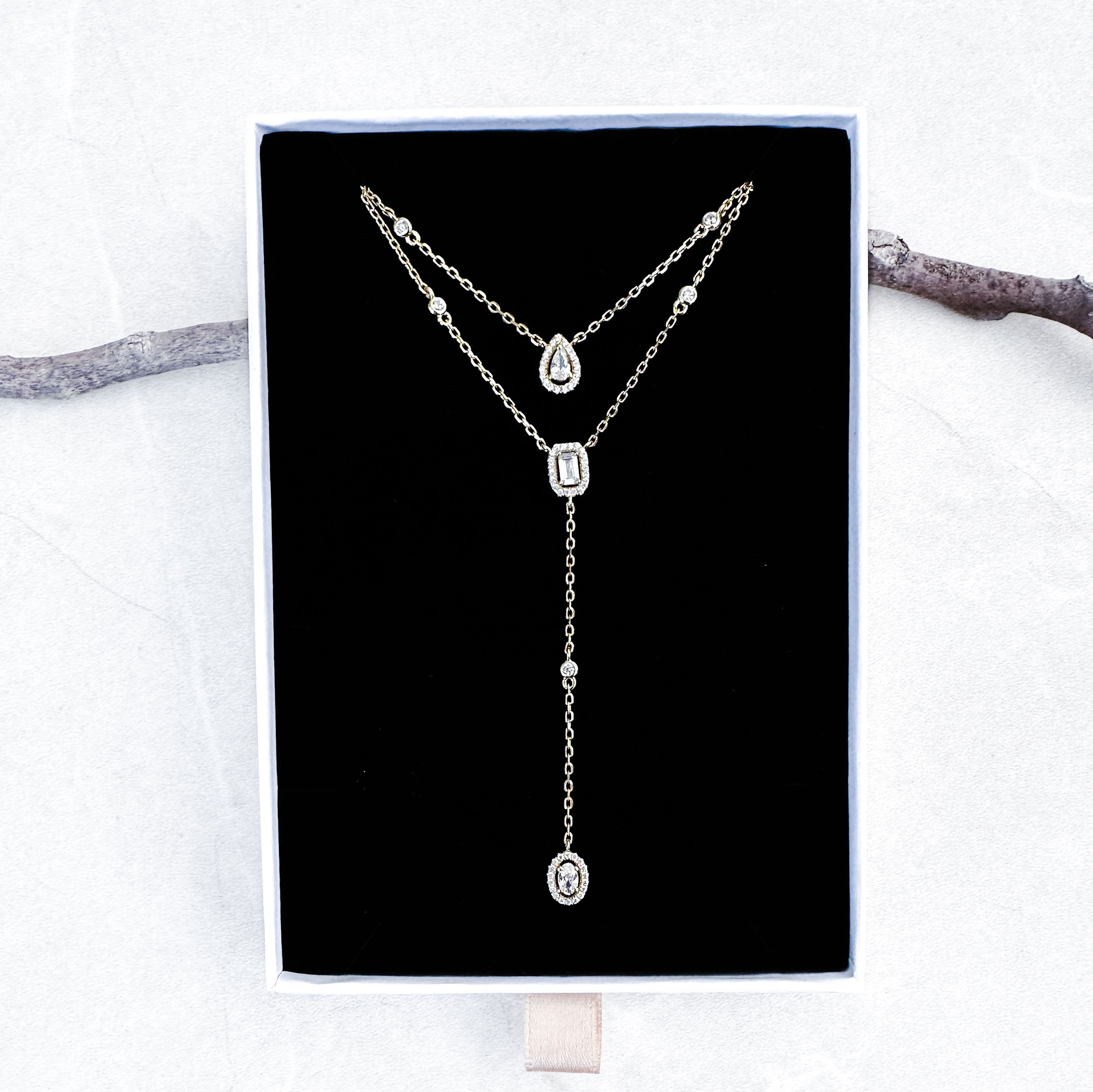 "DOUBLE TREASURE" NECKLACE