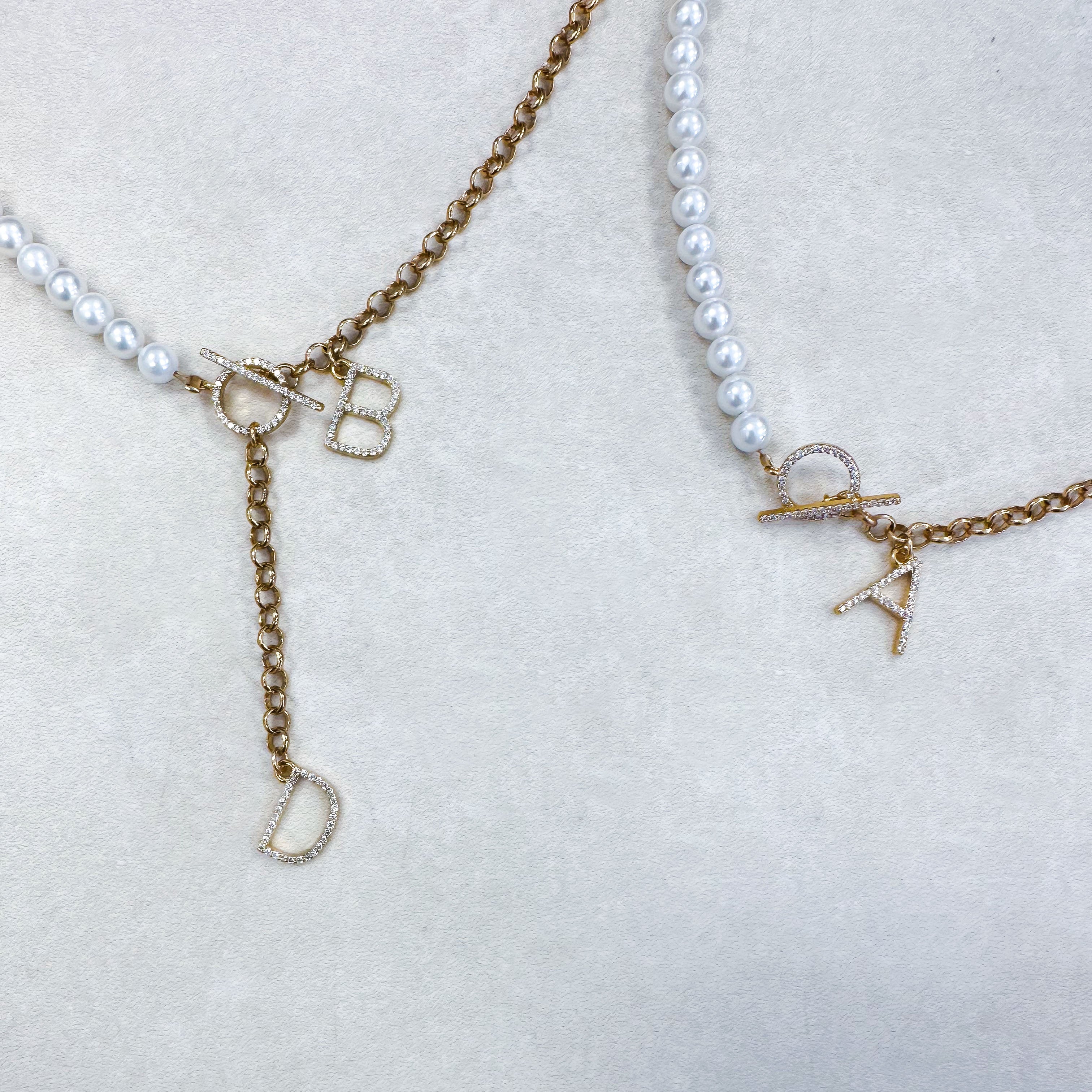 CUSTOMIZABLE GOLD "SYLLA PEARL" NECKLACE