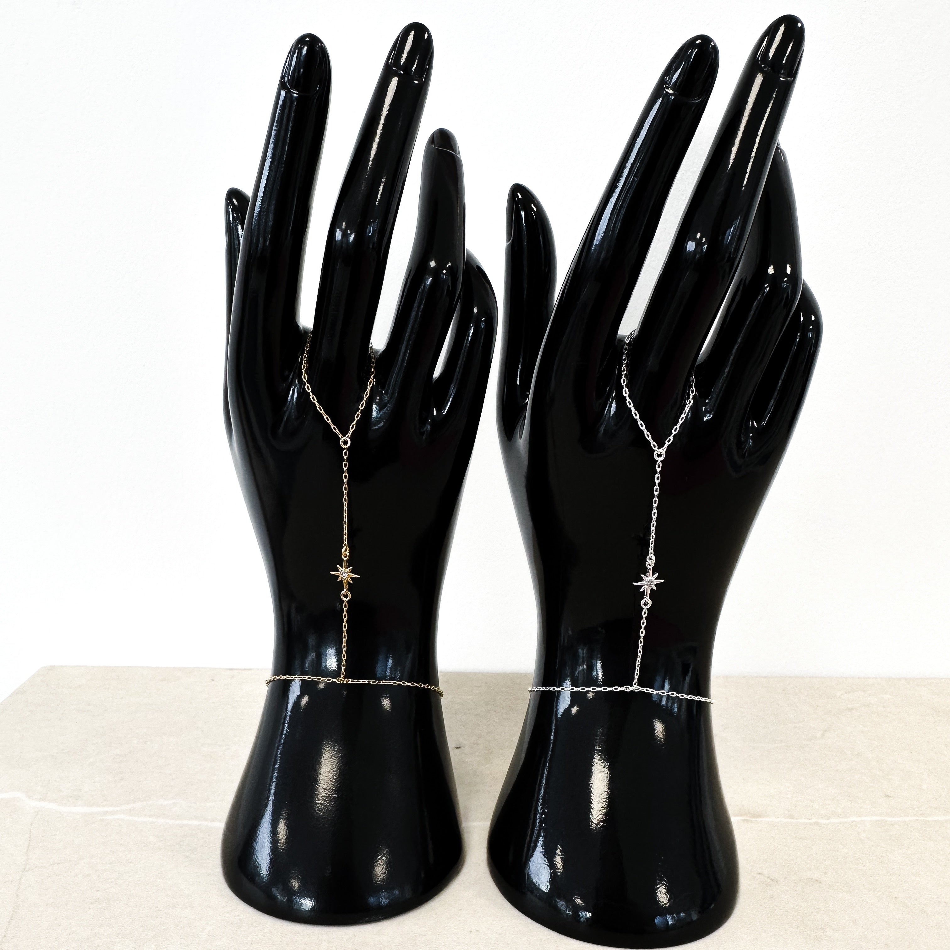 BIJOUX DE MAIN "STAR"