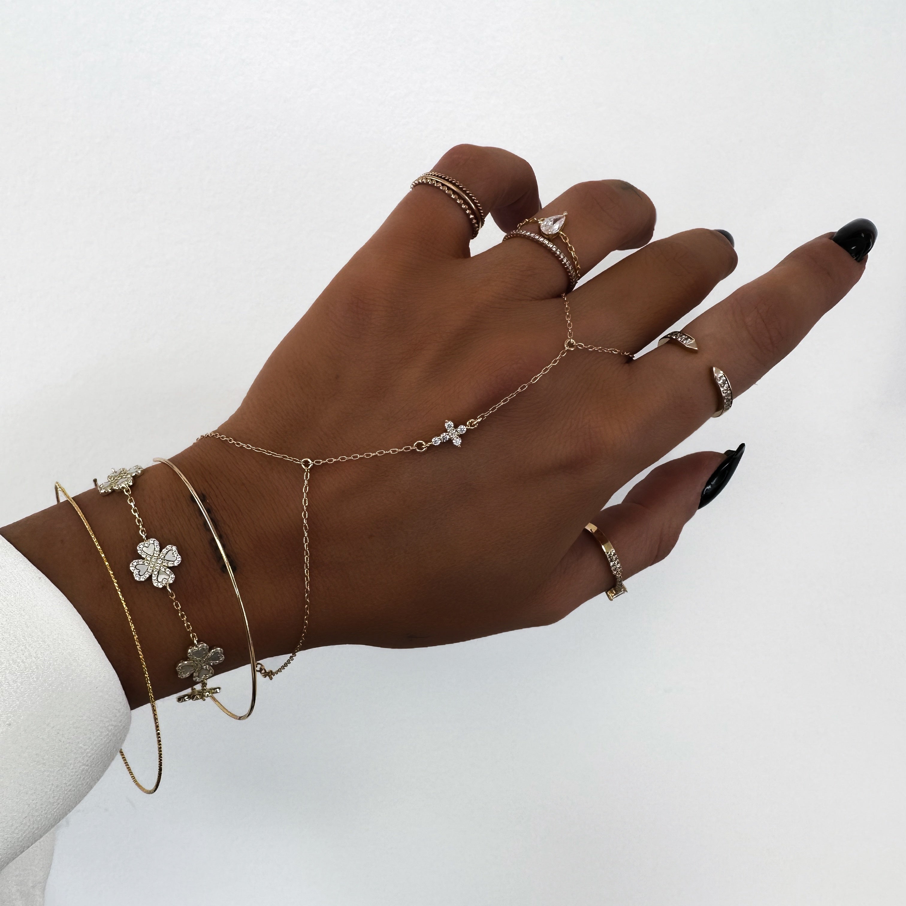 BIJOUX DE MAIN "GIU"