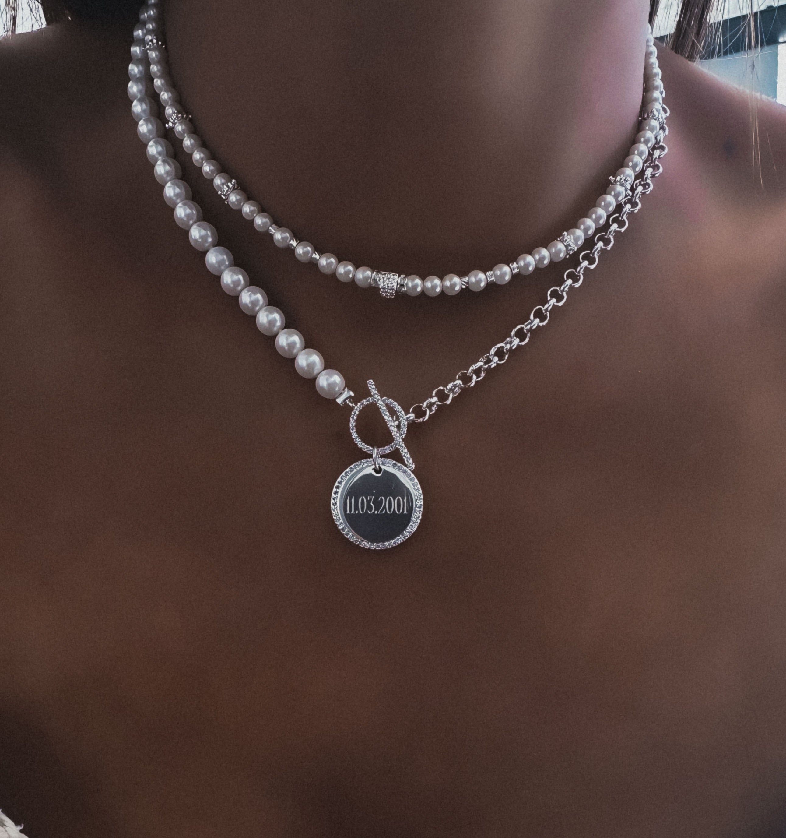 "SYLLA NECKLACE" ENGRAVING