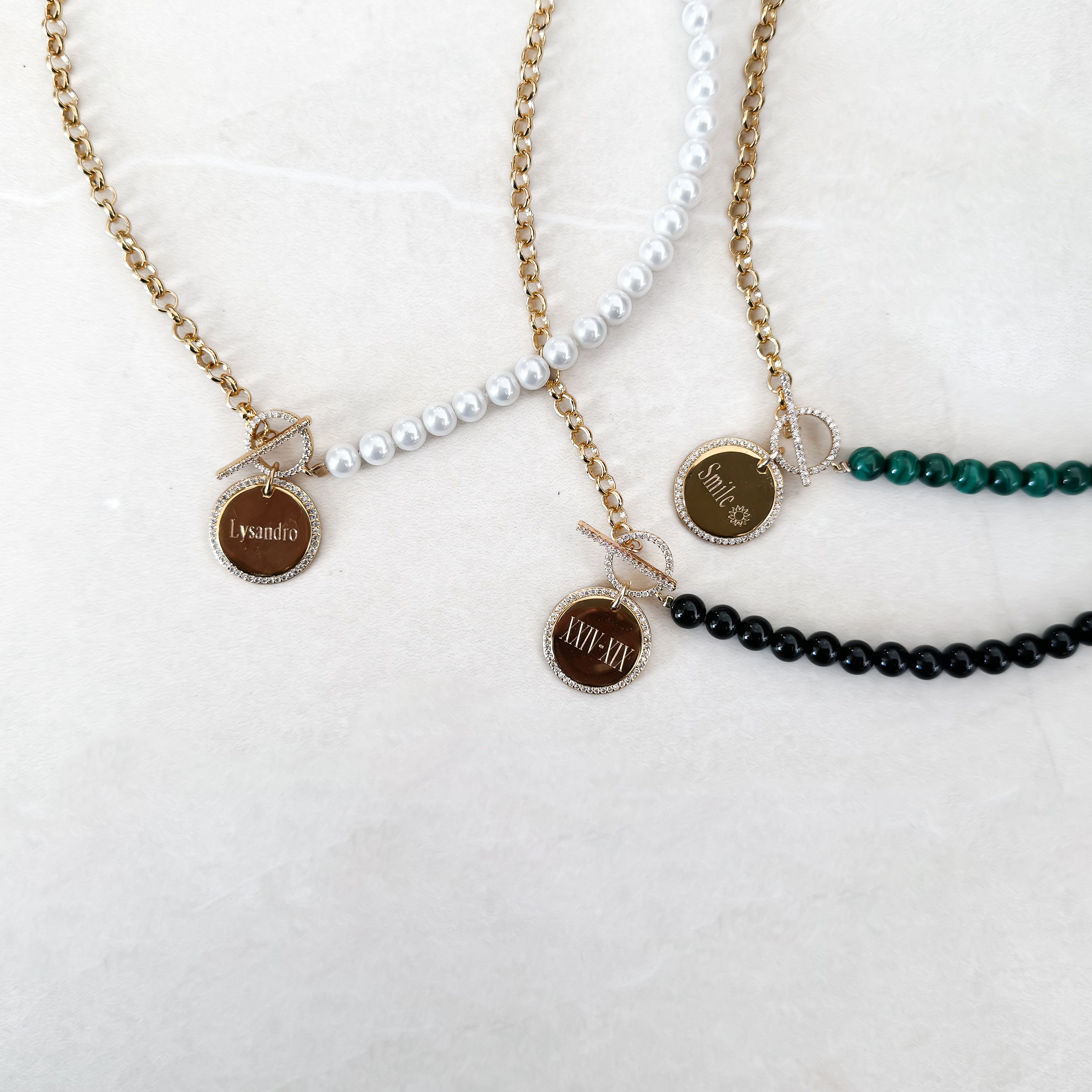 "SYLLA NECKLACE" ENGRAVING