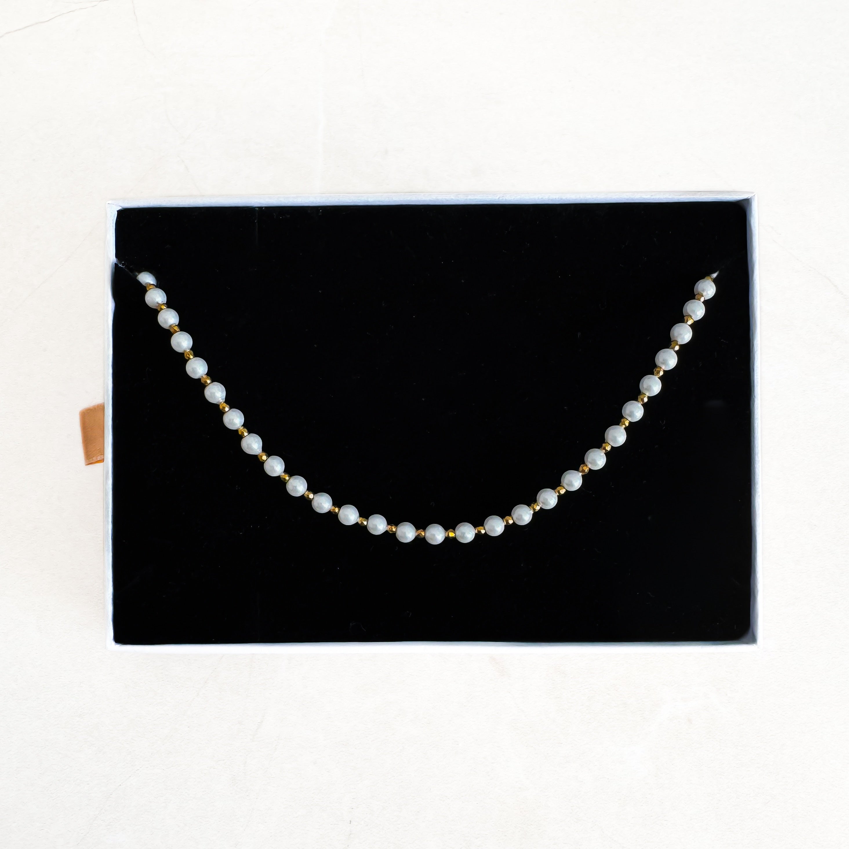COLLIER "PEARL S"