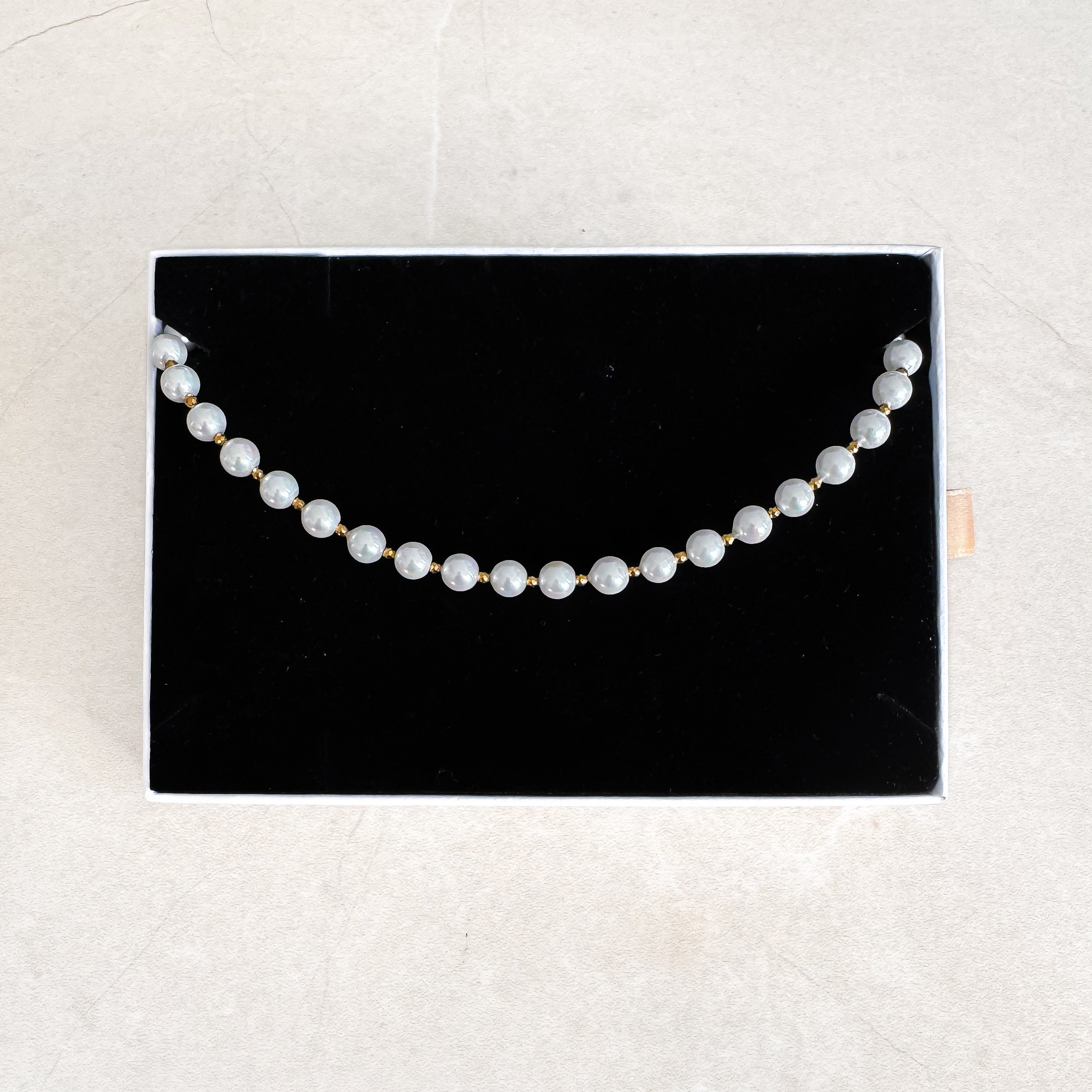 COLLIER "PEARL M"