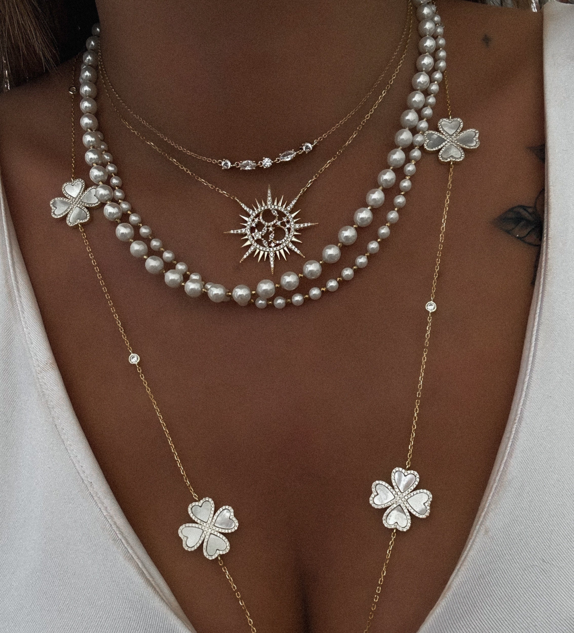 COLLIER "PEARL M"