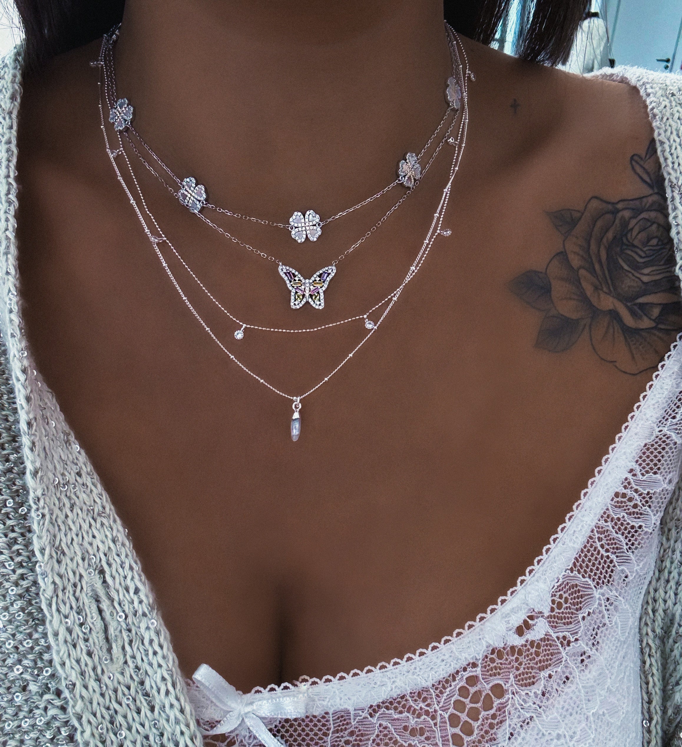 "SUCCESS MINI ROSE" NECKLACE