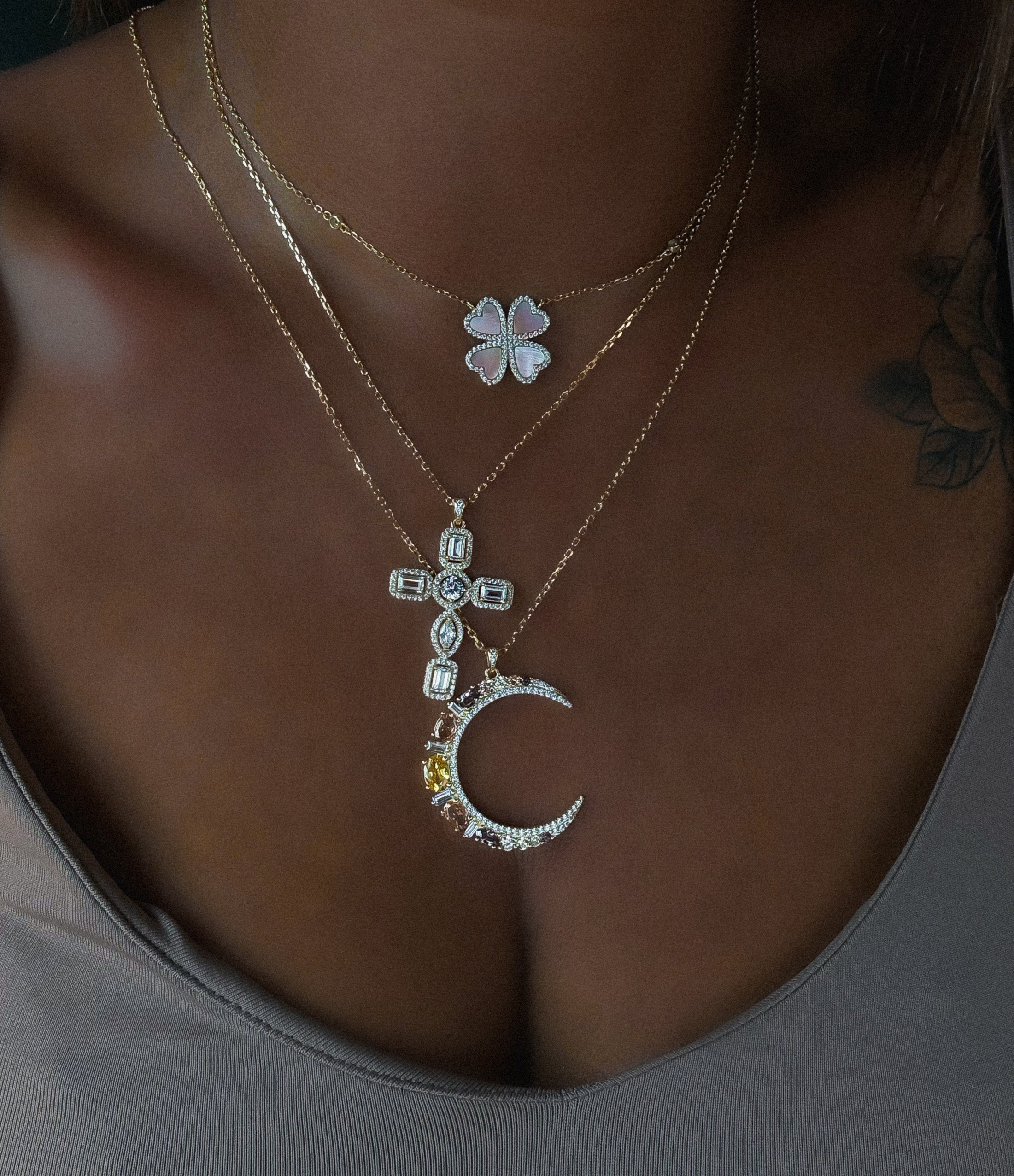 "MOON XL CHOCO" NECKLACE