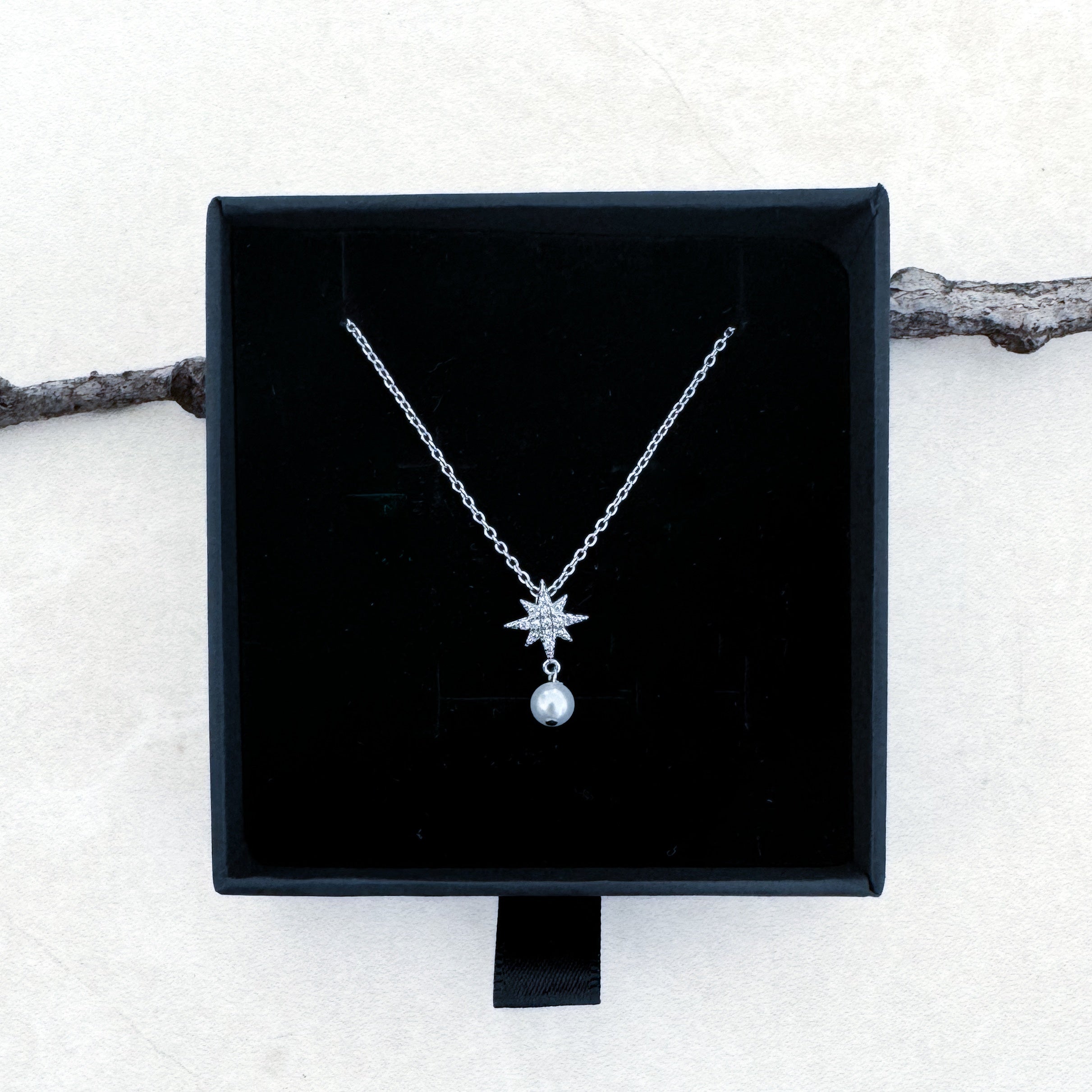 COLLIER "ALASKA PEARL"