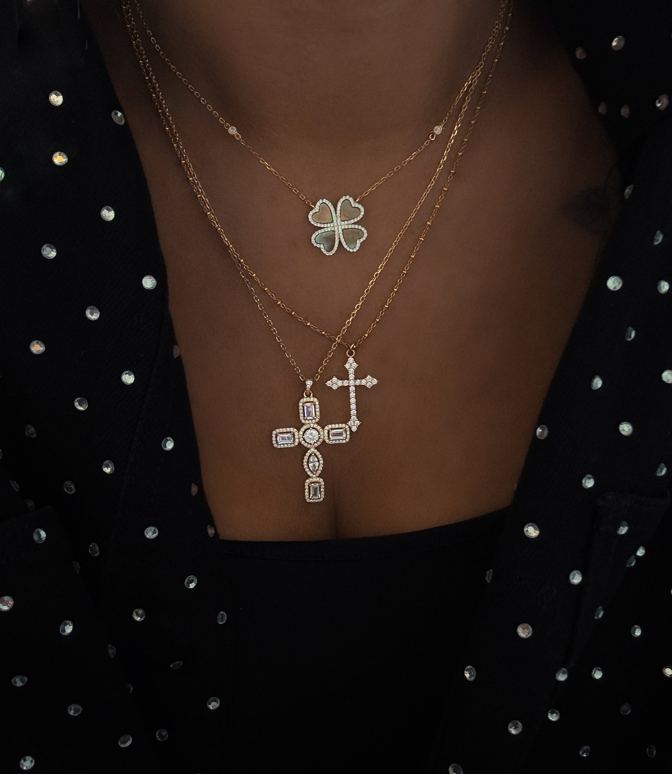 "SUCCESS SMOKY" NECKLACE