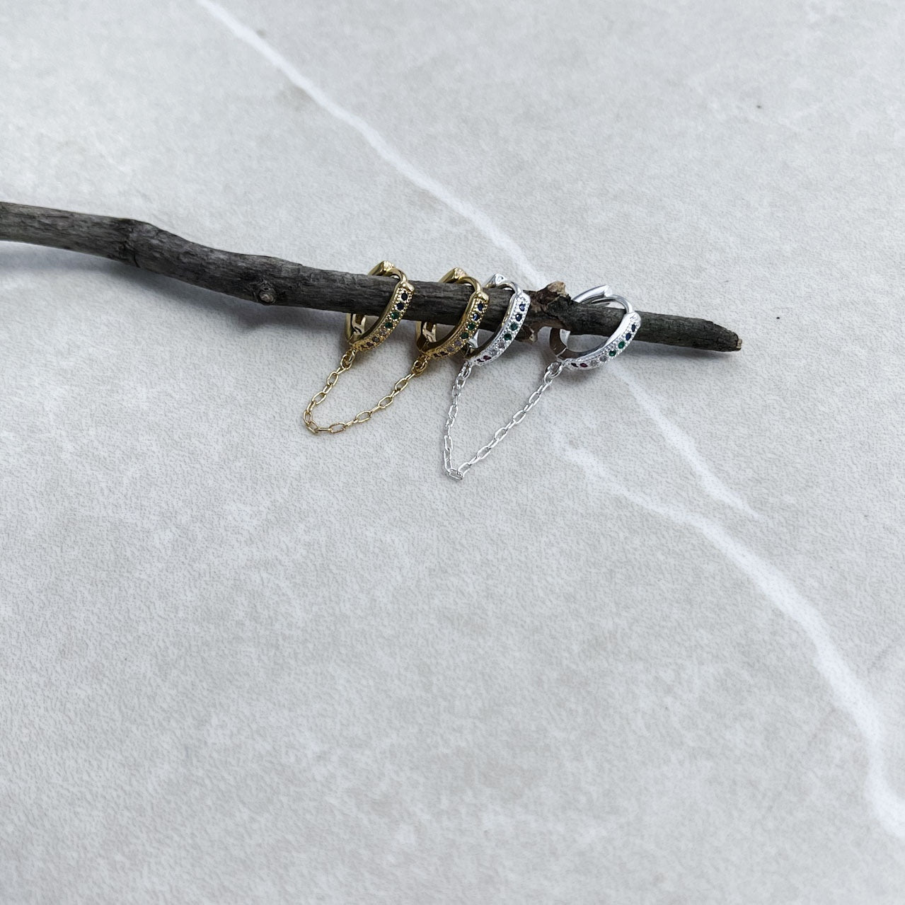 "MENOTTES XS MULTI" EARRING