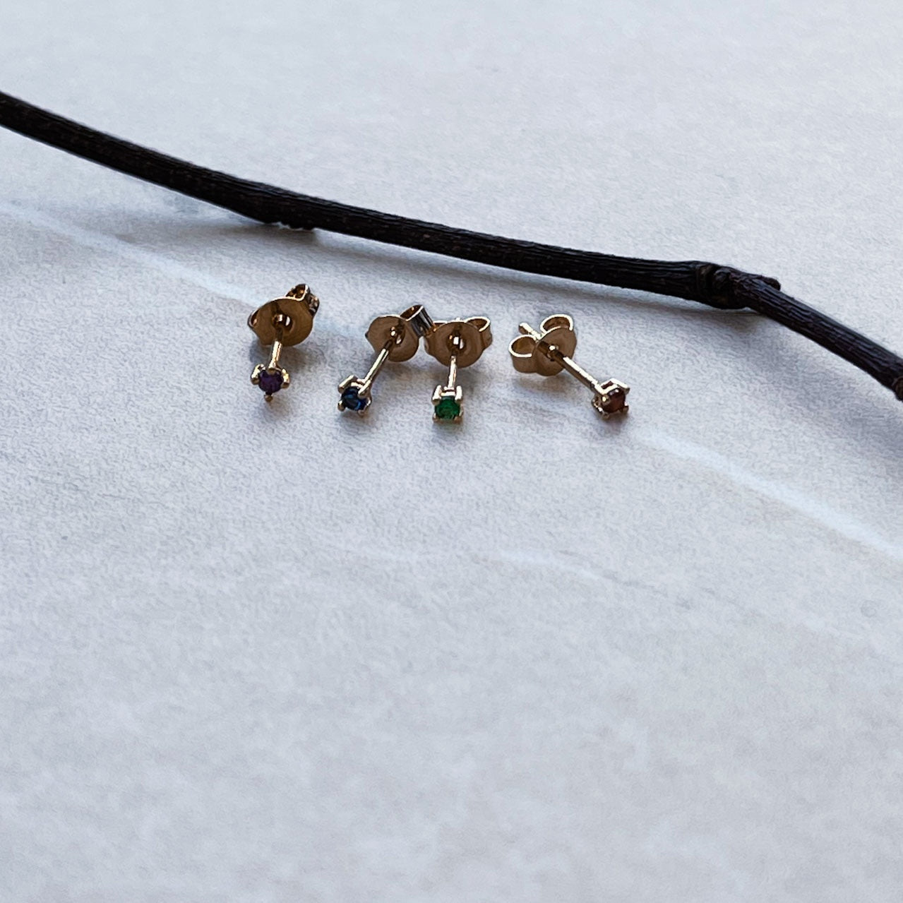 "JUDE COLOR" EARRING