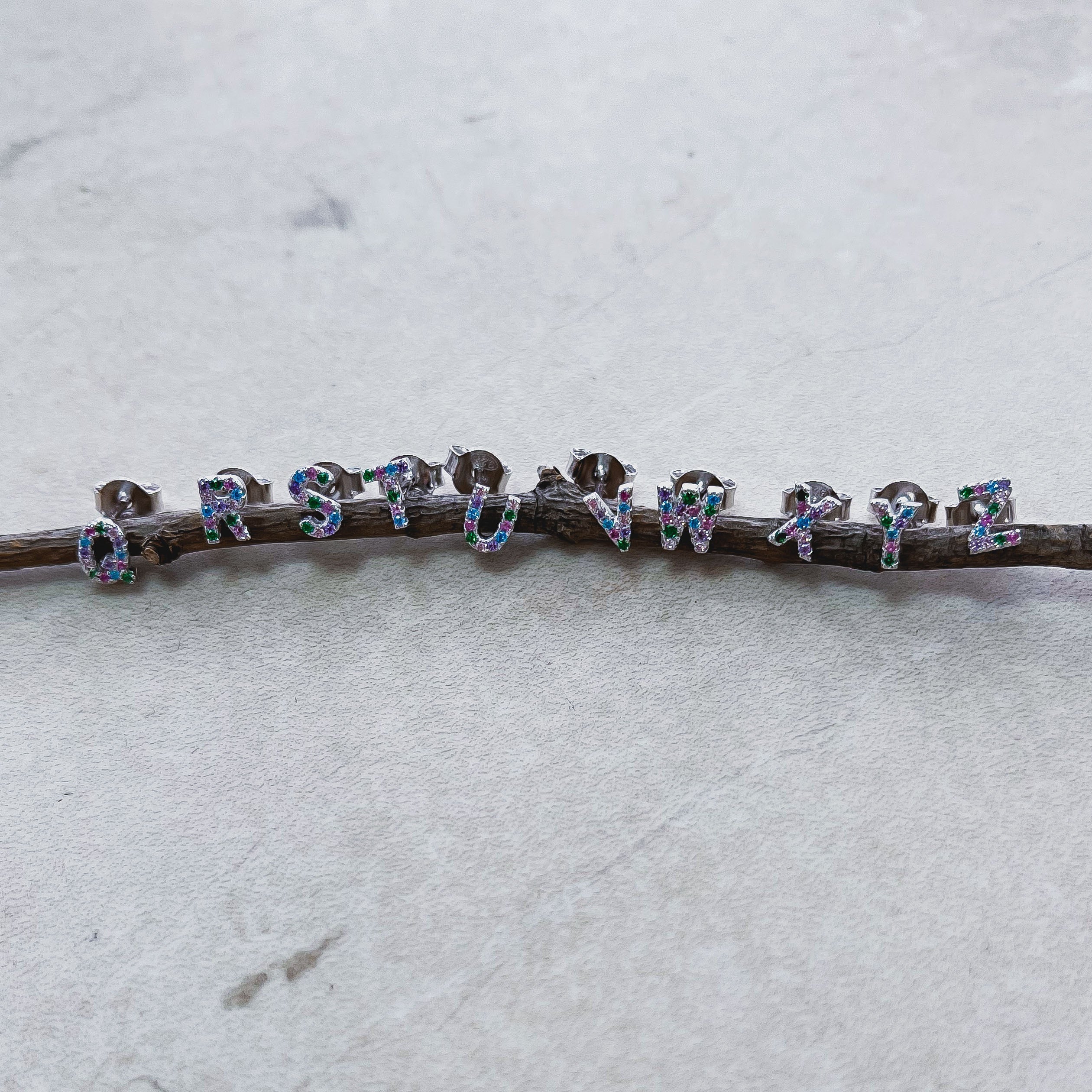 SILVER "LETRA MULTI" EARRING