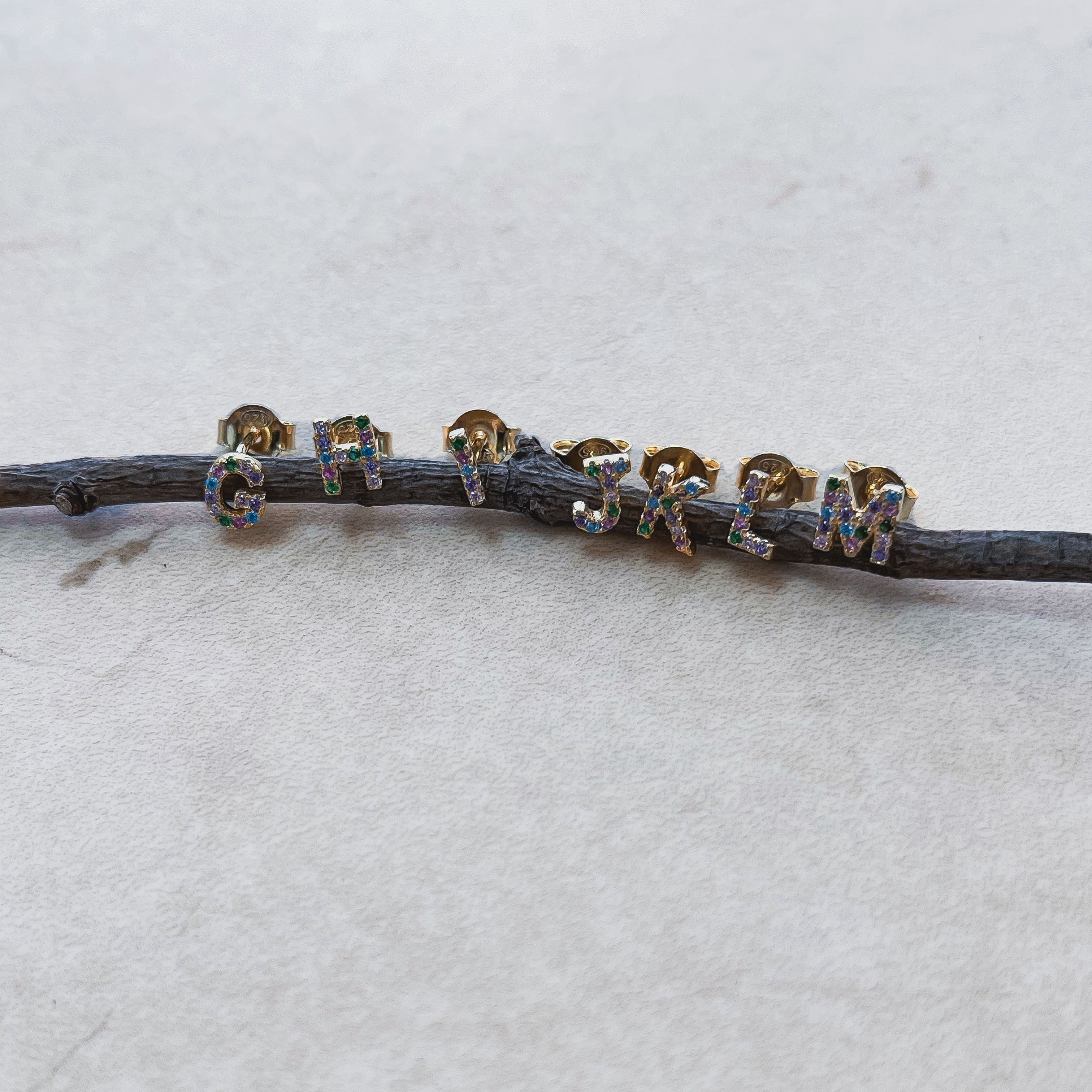 "LETRA MULTI GOLD" EARRING