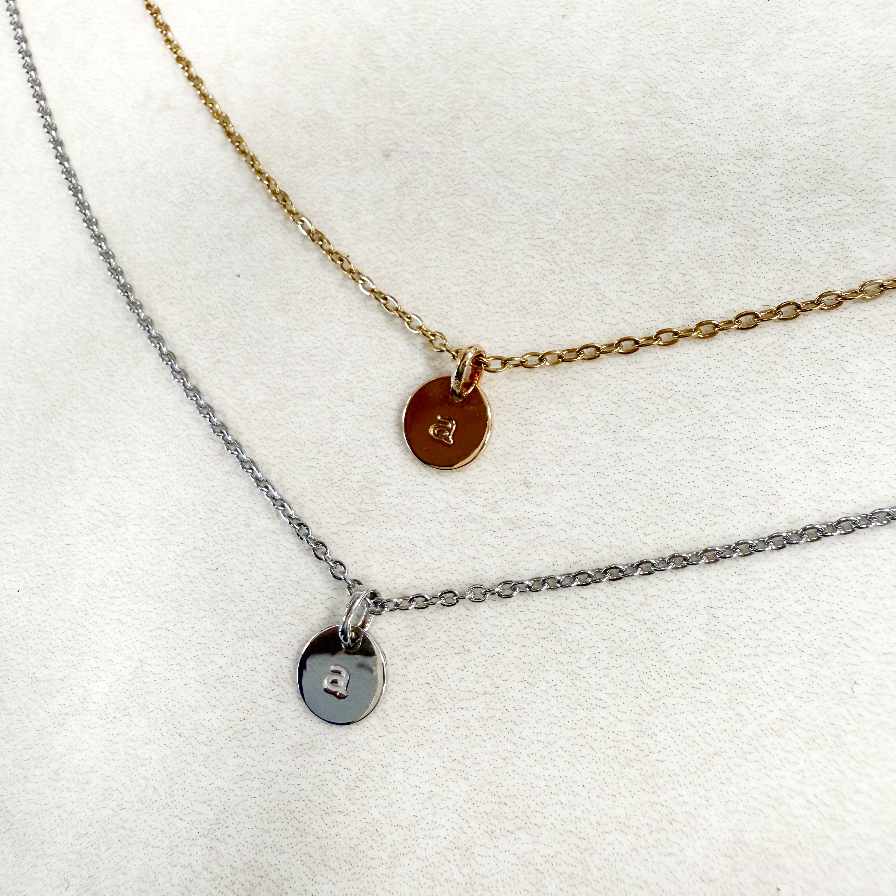 Customizable "VOYELLE" GOLD necklace