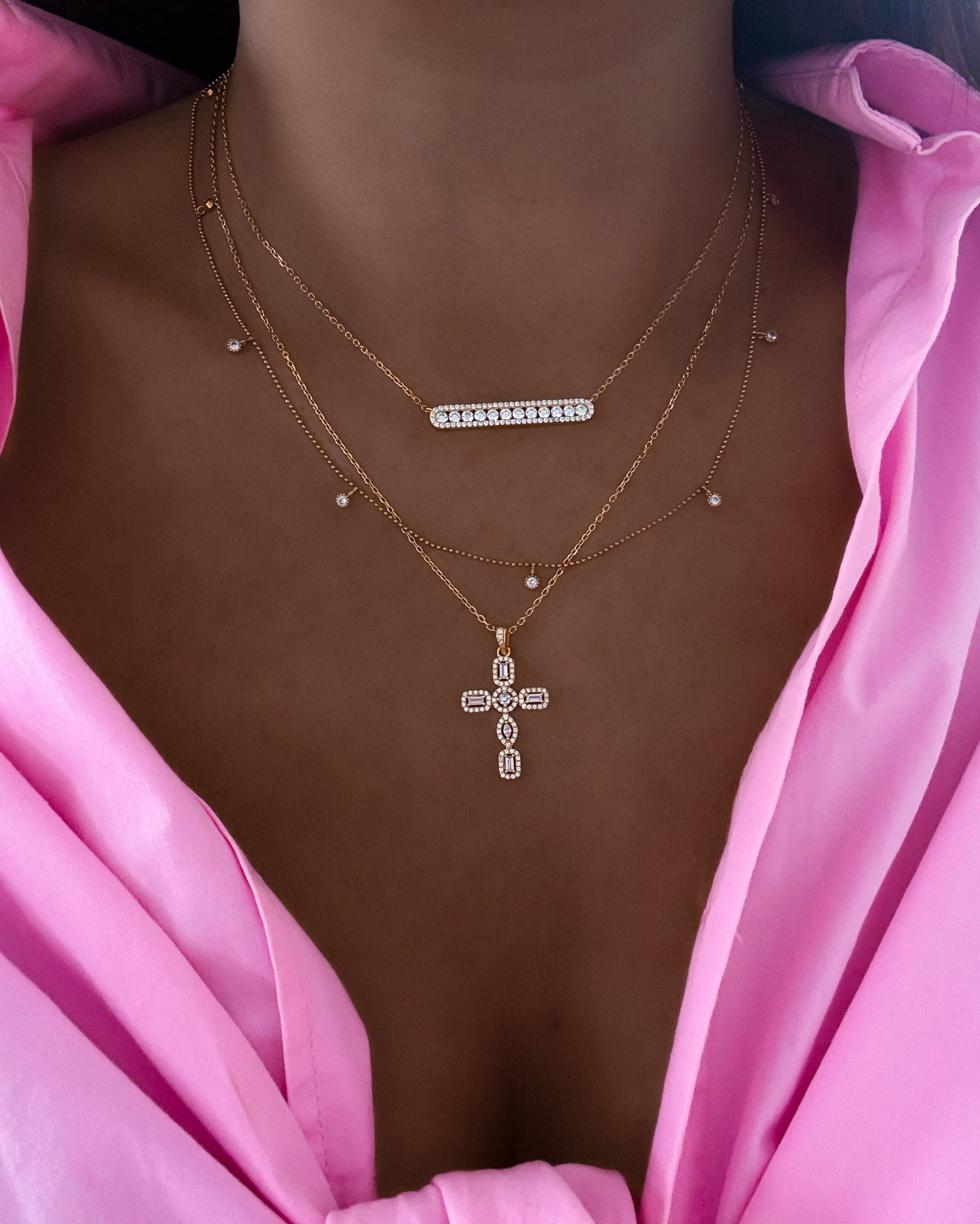 "MINI SAINTE CROSS" NECKLACE