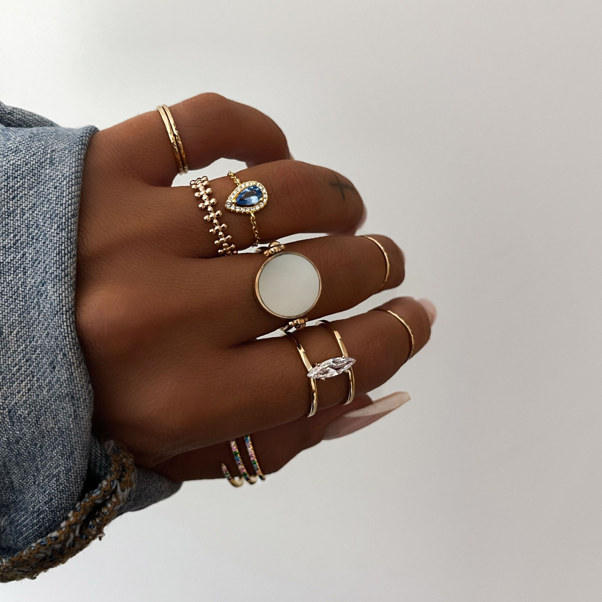 "JAIPUR COLOR ADJUSTABLE" GOLD RING