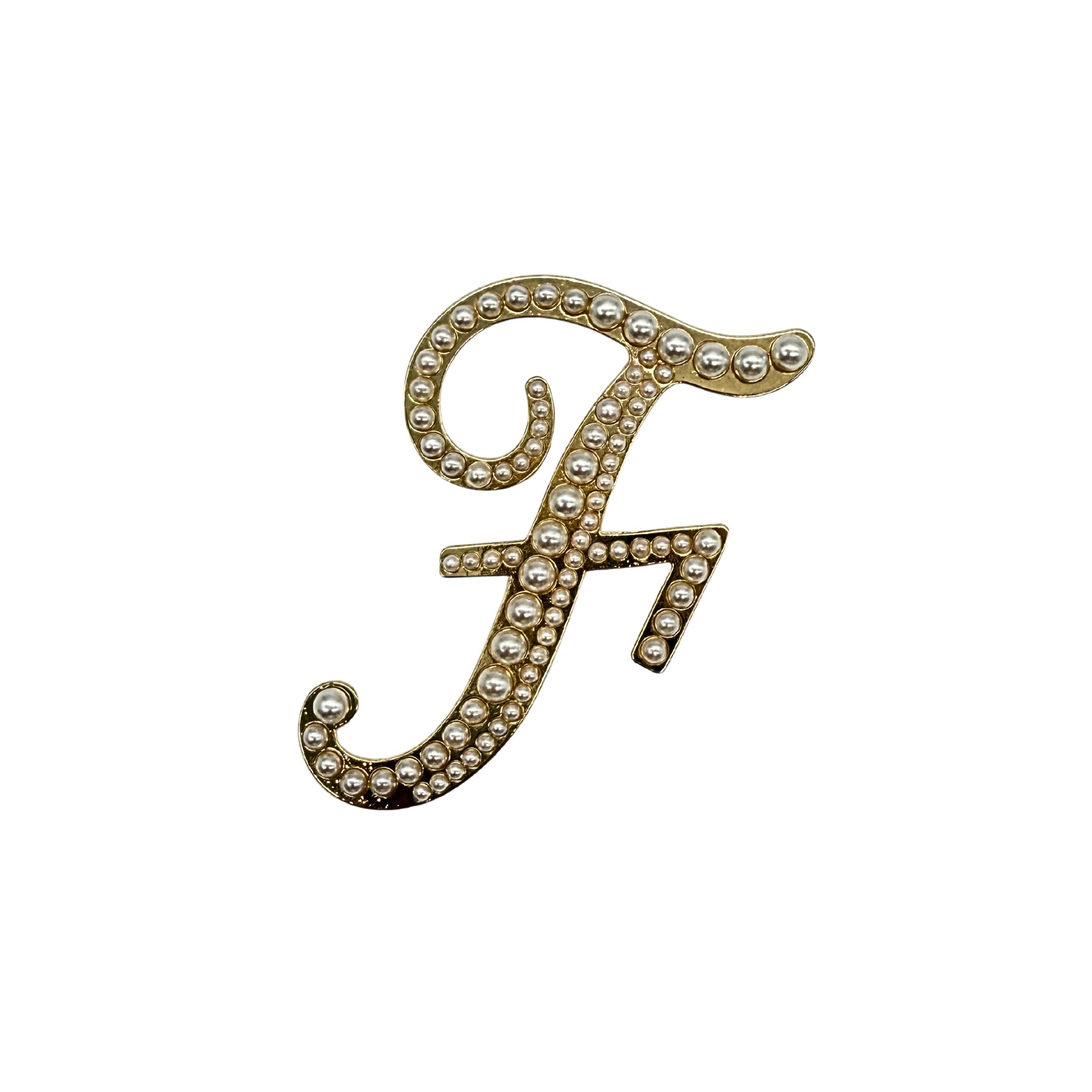 BROCHE "INITIALE PEARL"