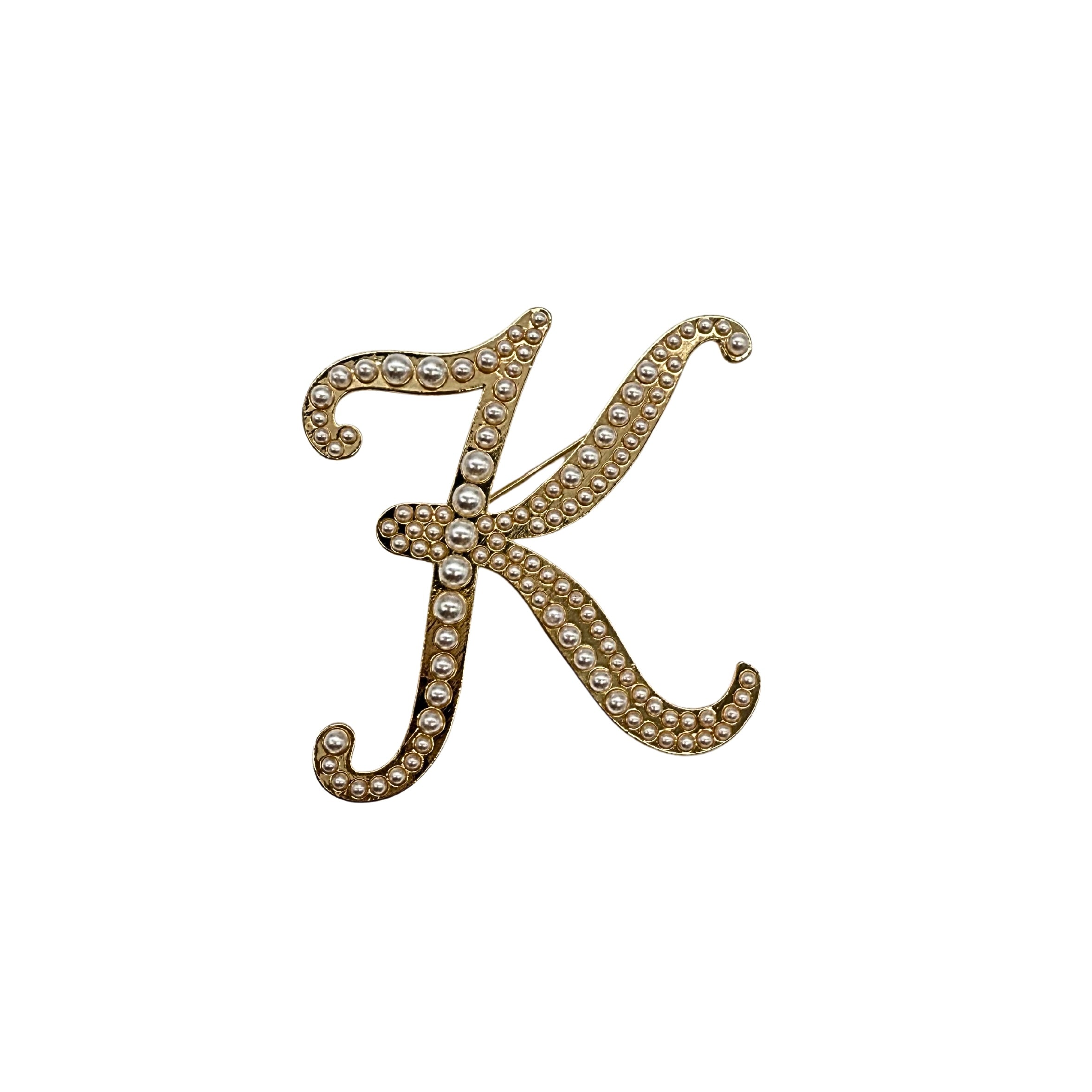 BROCHE "INITIALE PEARL"