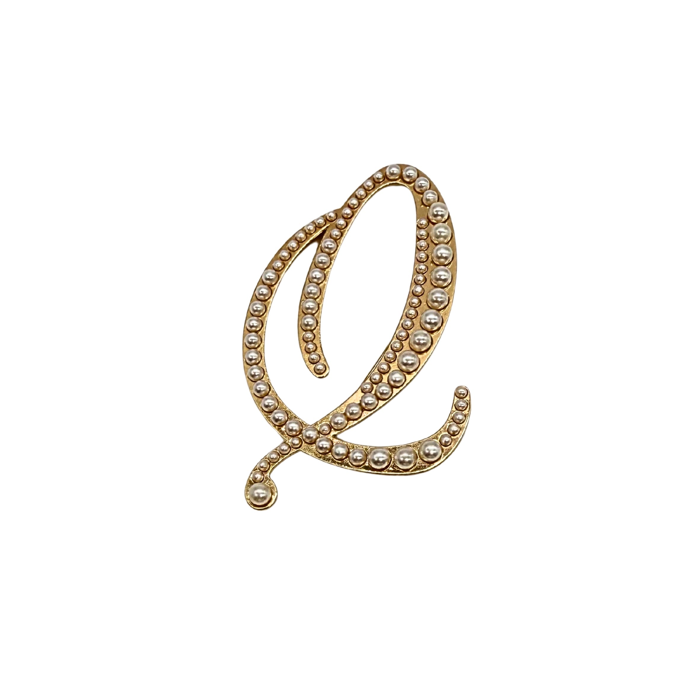 BROCHE "INITIALE PEARL"