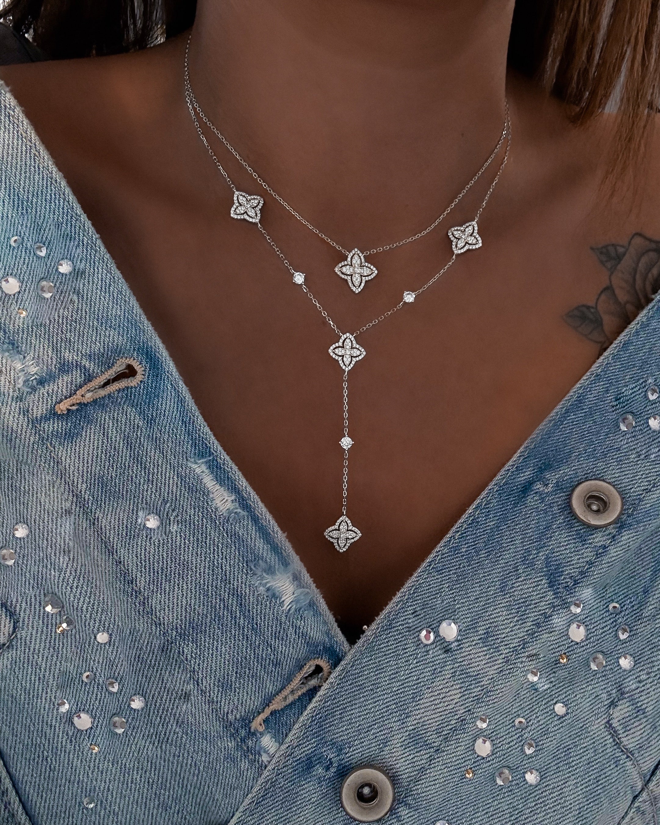 COLLIER "TIE ETERNAL"
