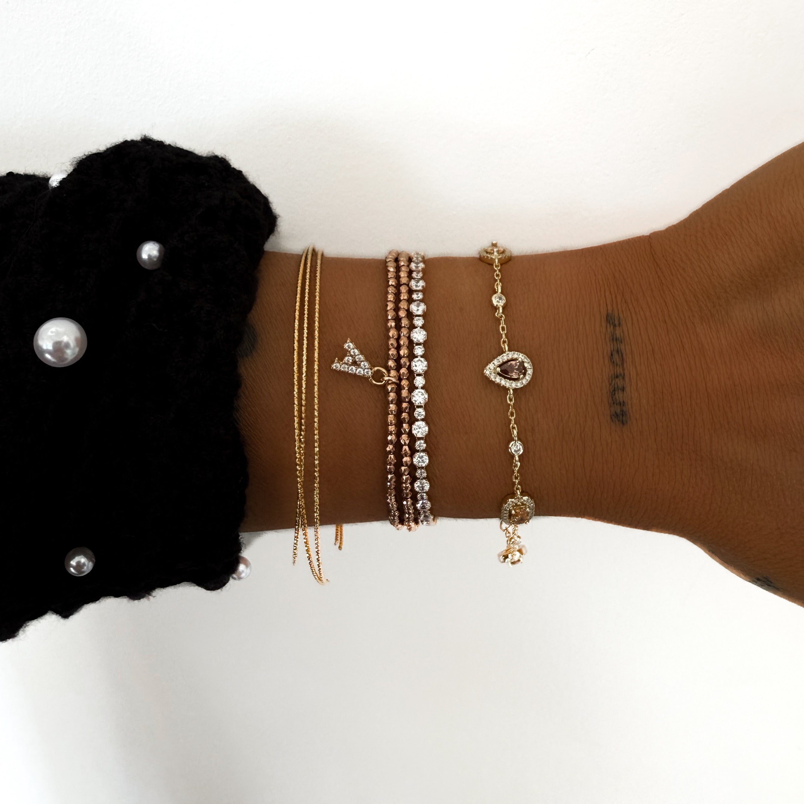 CUSTOMIZABLE “MOOD PEARL” BRACELET 