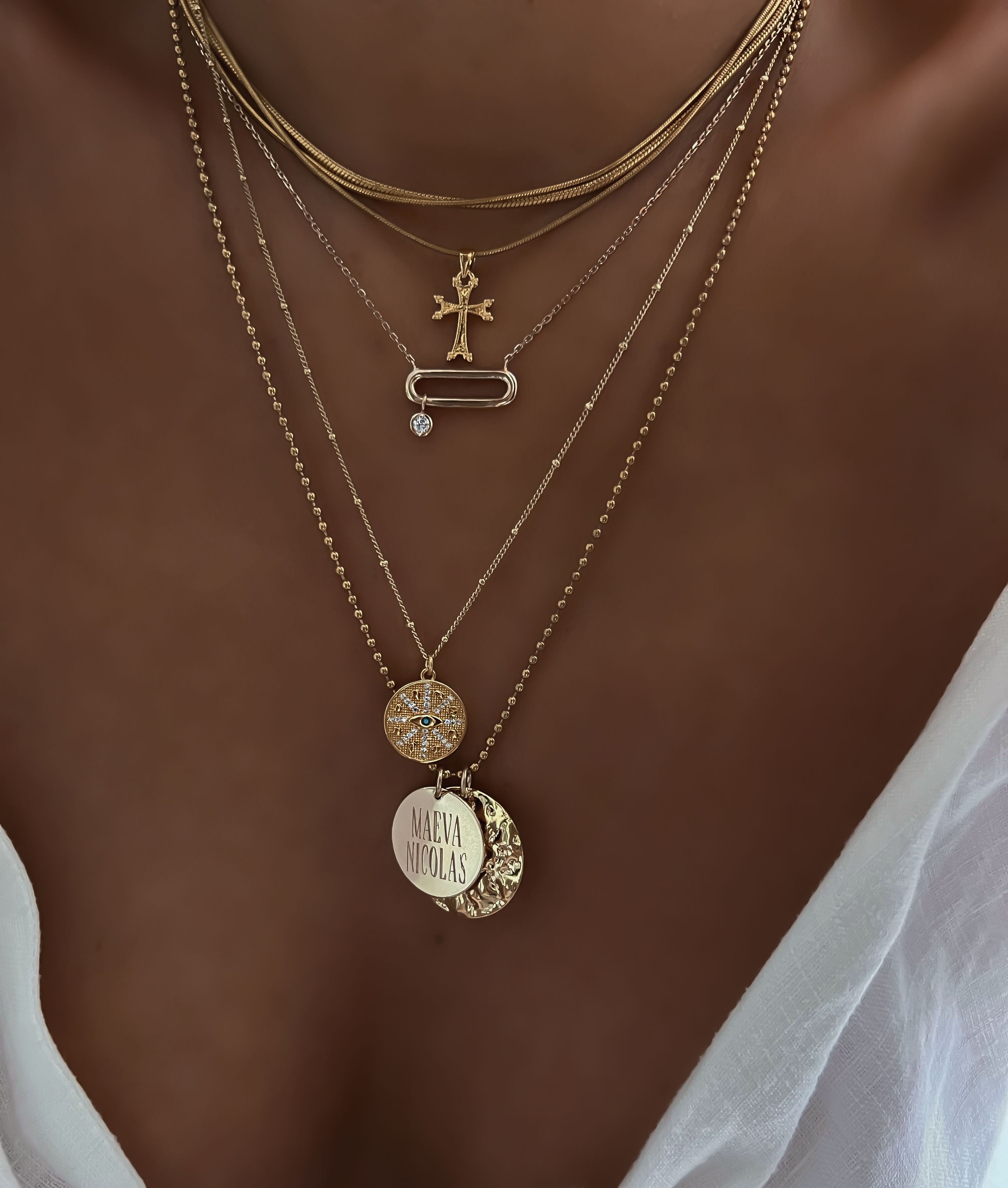 NOLITA NECKLACE ENGRAVING