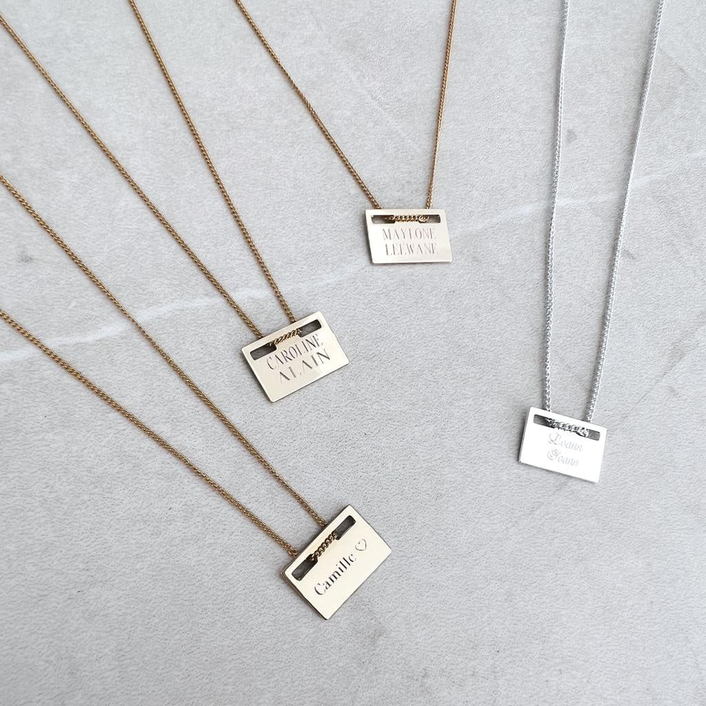 ZENDAYA NECKLACE ENGRAVING