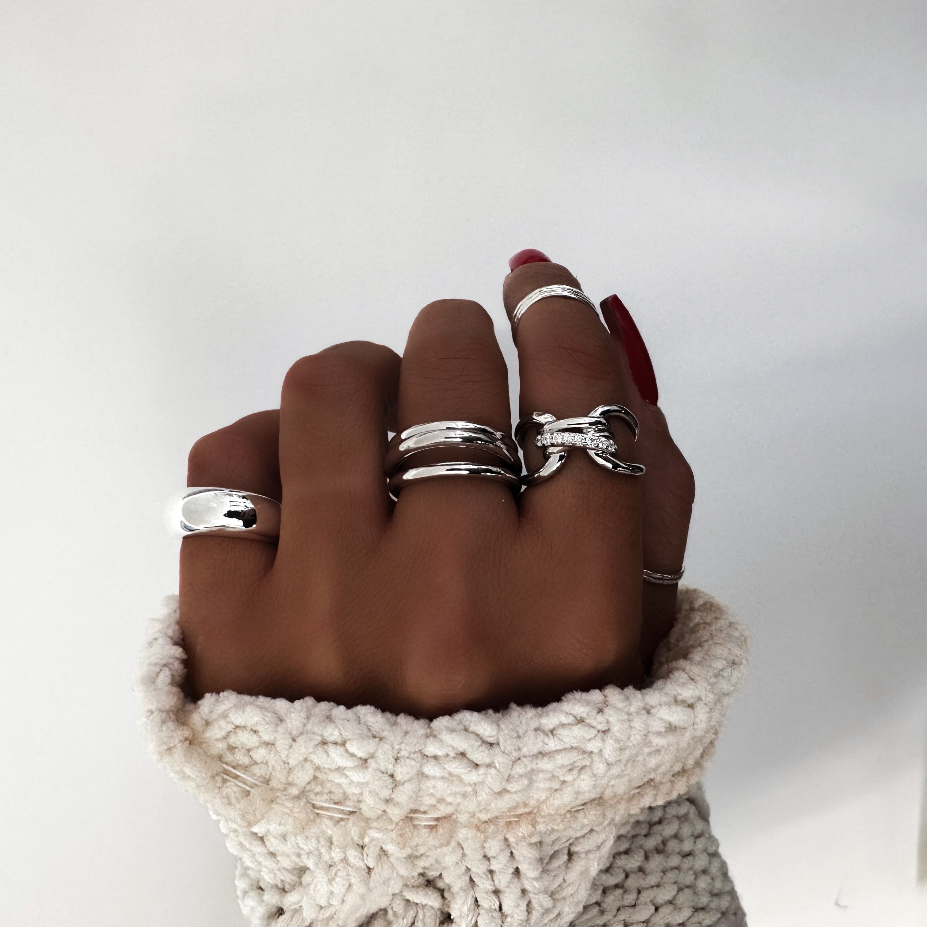 "CLEA" RING