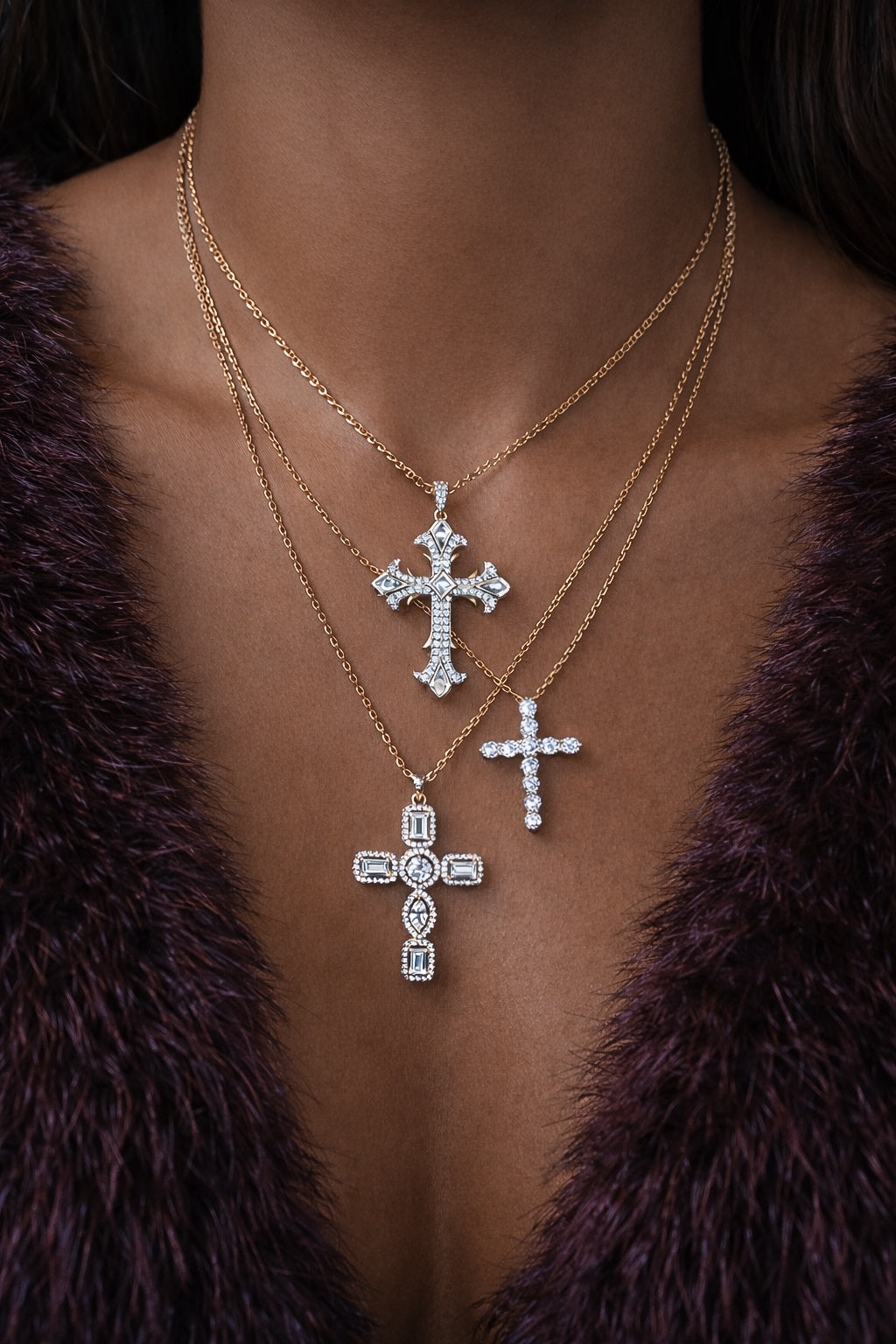 COLLIER "CROIX LORD"