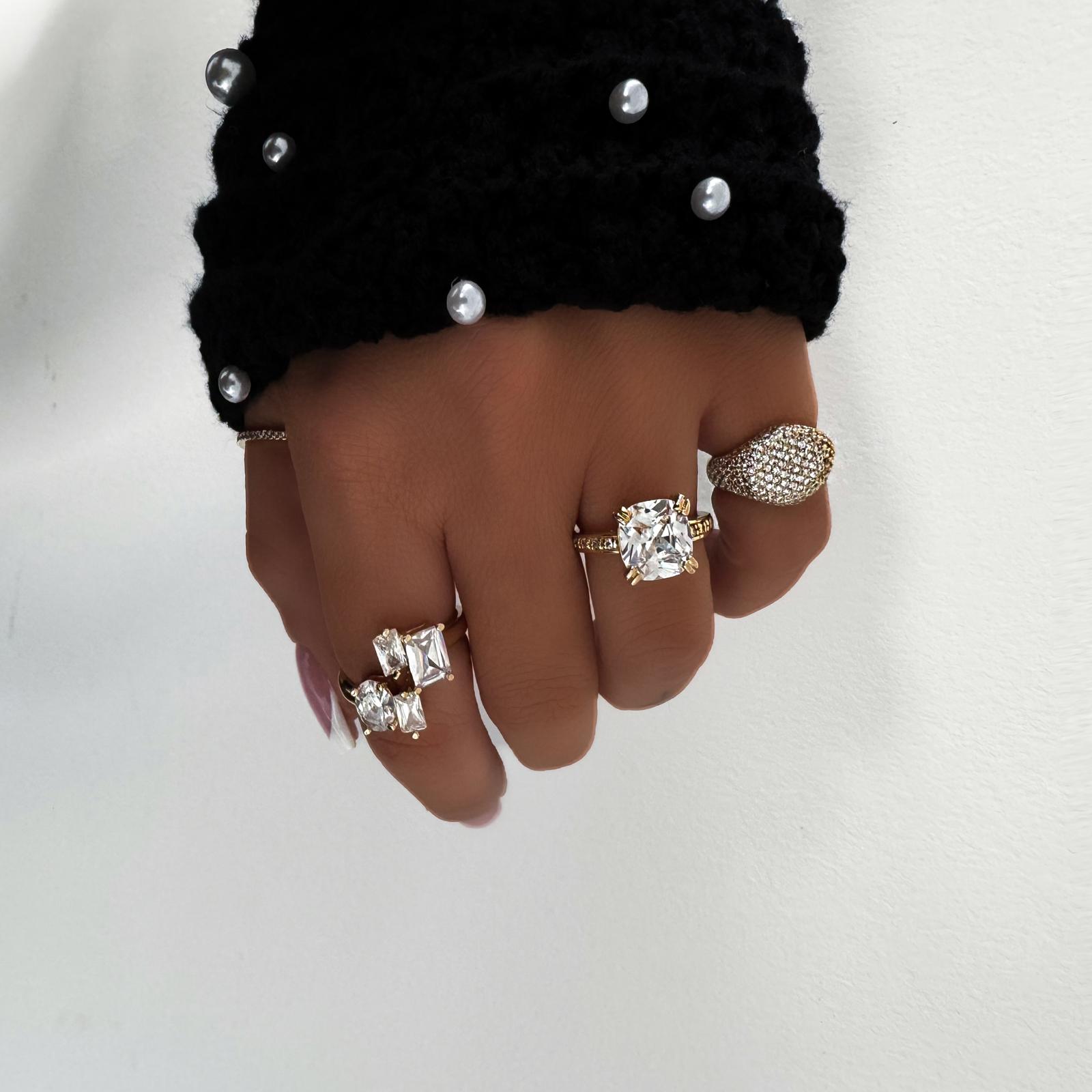 "CORDULA TRIPLE" RING